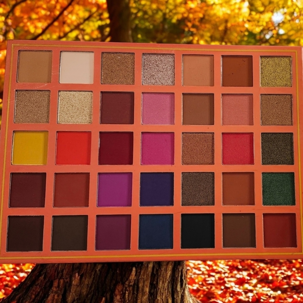 NIB Beauty Creations "Frida" Eyeshadow Palette. - Picture 2 of 3